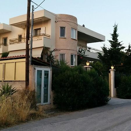 Lovely 2-Bedroom Apartment At Greek Riviera Vári Dış mekan fotoğraf
